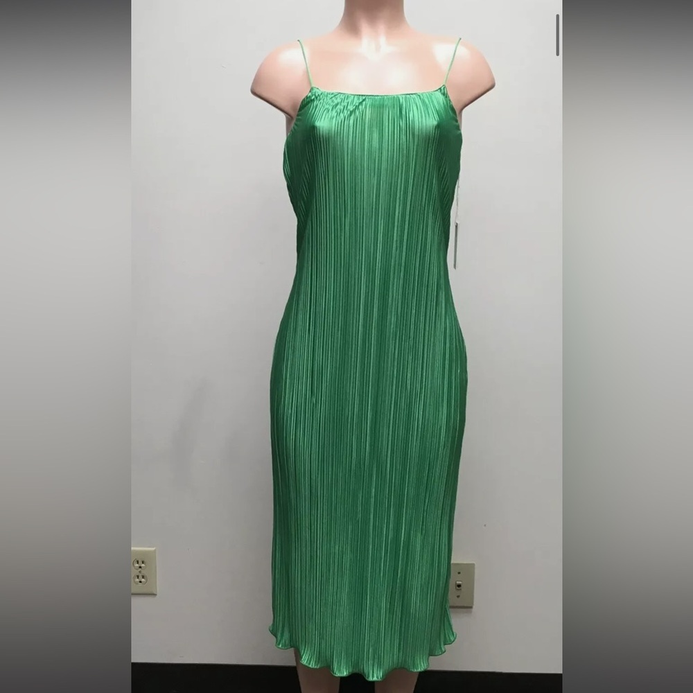 Good American Always Fits Plisse dress size 3/4 (fits as L/XL) green slip satin